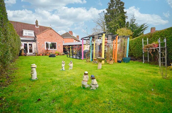 3 Bedroom Semi-Detached House For Sale In Shrubfield Grove, Corby, NN17