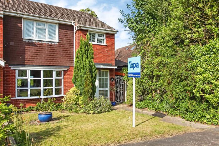 3 Bedroom End Of Terrace House For Sale In Church Lees, Leamington Spa, CV33