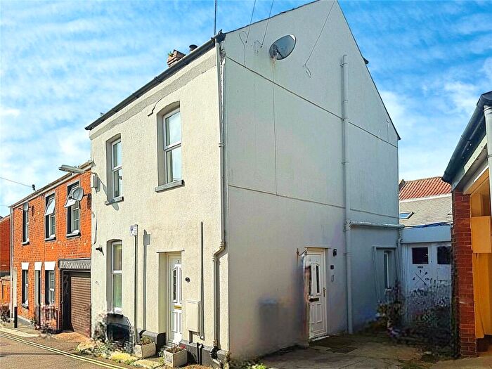 3 Bedroom Maisonette To Rent In Pound Street, Exmouth, Devon, EX8