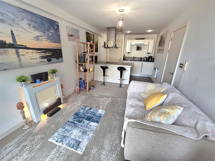 1 Bedroom Flat For Sale In Design House, High Street, Northern Quarter, M4