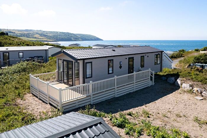 2 Bedroom Property For Sale In Gwbert, Cardigan, SA43