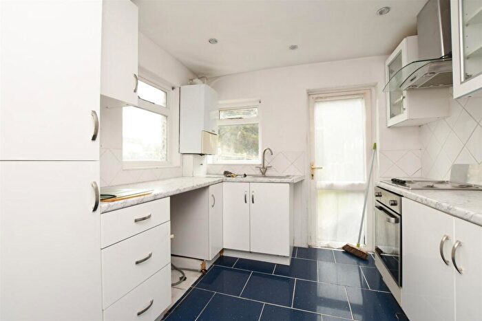 2 Bedroom Terraced House For Sale In Cranbrook Road, Thornton Heath, Surrey, CR7