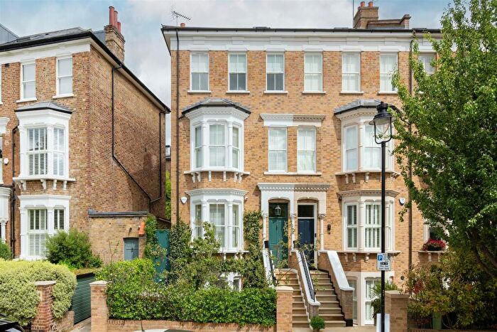 4 Bedroom House For Sale In South Hill Park Gardens, Hampstead, NW3