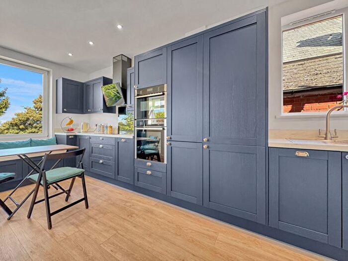 3 Bedroom Detached Bungalow For Sale In Calbourne Road, Newport, PO30