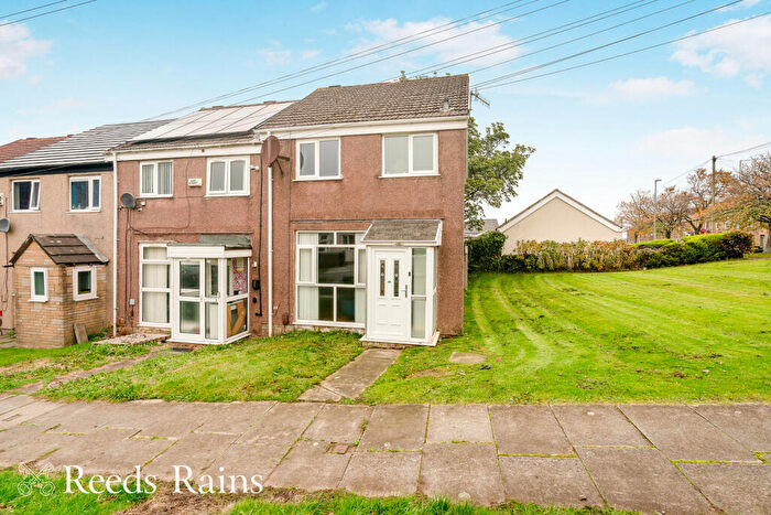 2 Bedroom End Of Terrace House For Sale In Carholme Avenue, Burnley, Lancashire, BB10