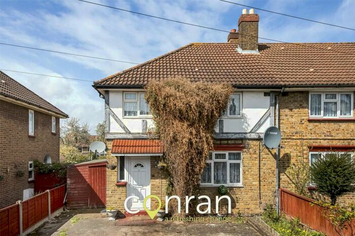3 Bedroom End Of Terrace House To Rent In Froissart Road, Eltham, SE9