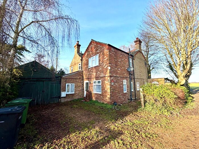 4 Bedroom Property To Rent In Squires Drove, Three Holes, Wisbech, PE14