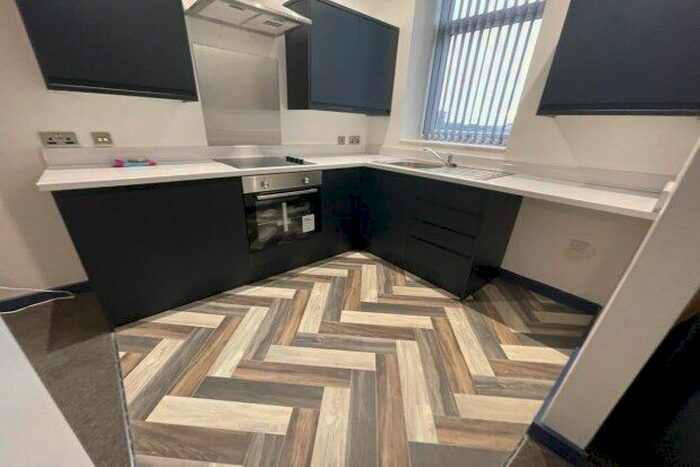 2 Bedroom Flat To Rent In Carisbrooke Road, Liverpool, L4