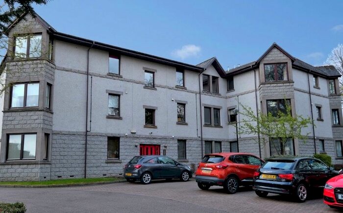2 Bedroom Flat To Rent In Viewfield Court, Aberdeen, AB15