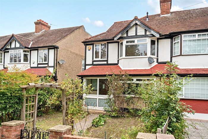 4 Bedroom Semi-detached House For Sale In Commonside East, Mitcham, Surrey, CR4