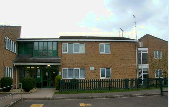 1 Bedroom Flat To Rent In Heberden House, Cricklade, SN6