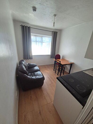 1 Bedroom Flat To Rent In Marlborough Hill, Harrow, HA1