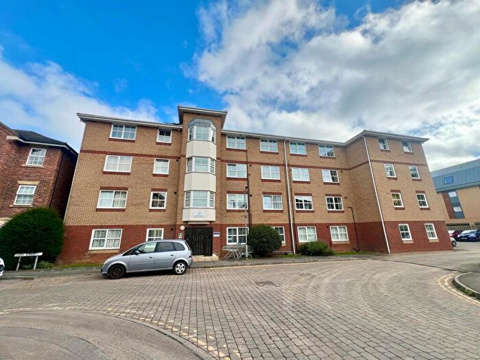 2 Bedroom Flat To Rent In Henry Bird Way, Northampton, NN4