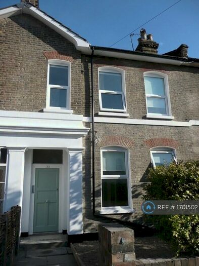 6 Bedroom Terraced House To Rent In Montpelier Road, London, SE15