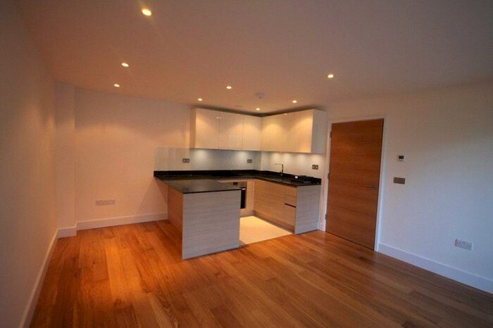 1 Bedroom Apartment To Rent In Marlowe House, Kingsley Walk, Cambridge, CB5