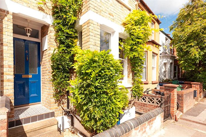 5 Bedroom Terraced House To Rent In Temple Street, Oxford, OX4
