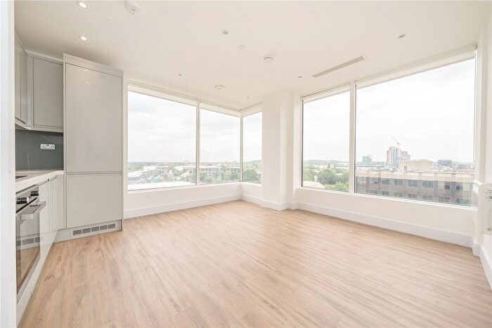 2 Bedroom Flat To Rent In West Gate, London, W5