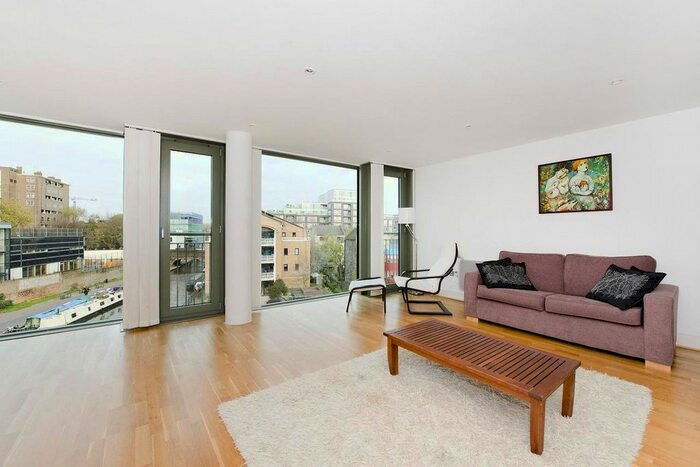 2 Bedroom Flat To Rent In Crystal Wharf, Graham Street, Islington, London, N1