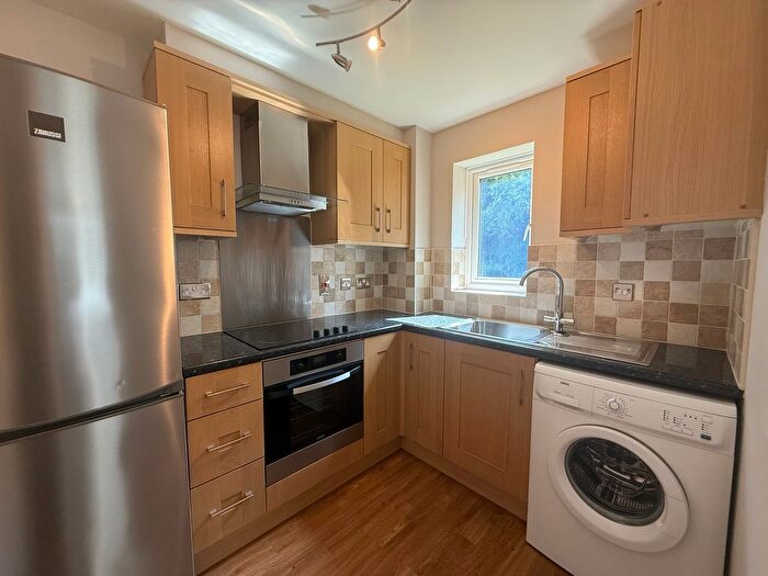 1 Bedroom Terraced House To Rent In Dakin Close, Crawley, RH10