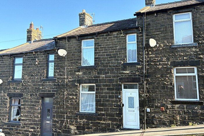 3 Bedroom Terraced House For Sale In Castle Street, Skipton, BD23