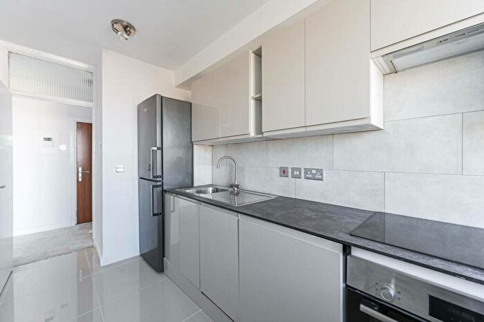 1 Bedroom Flat To Rent In St Johns Wood Road, St John's Wood, London, NW8