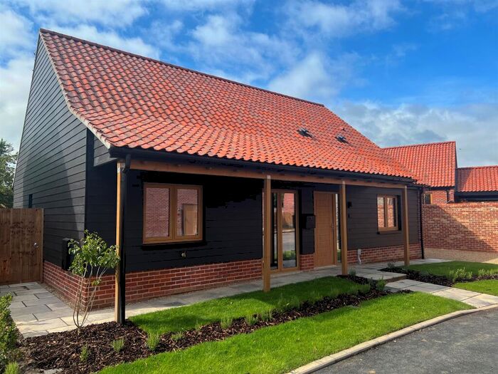 3 Bedroom Detached Bungalow For Sale In Broadgate Close, Northrepps, Cromer, NR27