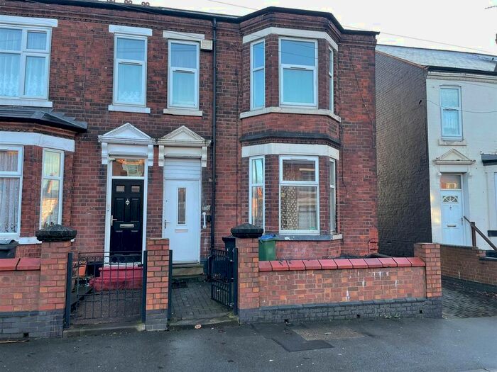 Studio To Rent In Bromford Lane, West Bromwich, B70