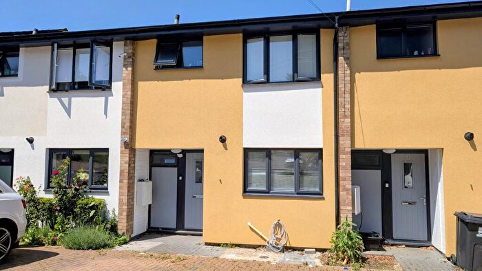 3 Bedroom Terraced House For Sale In Lamerton Close, Bordon, Hampshire, GU35