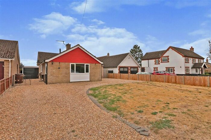 3 Bedroom Bungalow To Rent In Ketts Hill, Necton, Swaffham, PE37