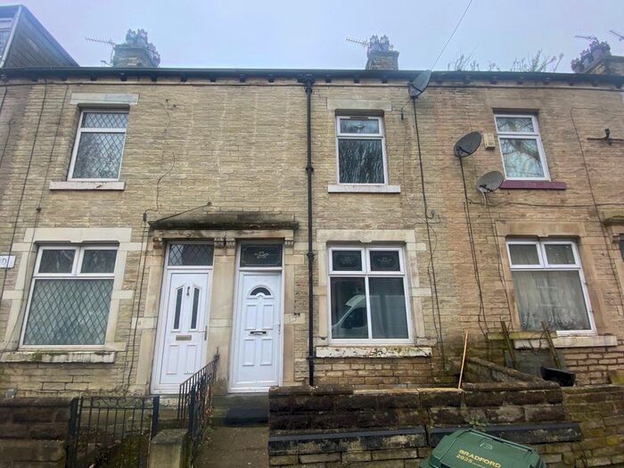 3 Bedroom Terraced House To Rent In Lytton Road, Bradford, West Yorkshire, BD8