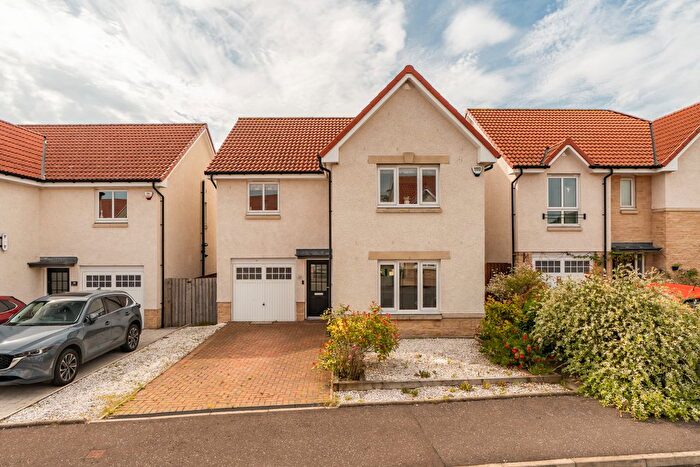 4 Bedroom Villa For Sale In Templar Crescent, Kirkliston, EH29