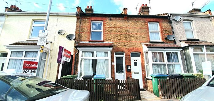 2 Bedroom Property To Rent In Brightwell Road, Watford, WD18