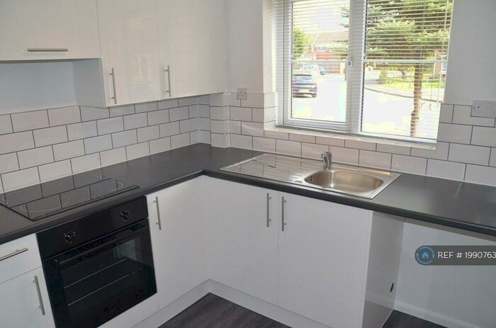 2 Bedroom Terraced House To Rent In Meadowsweet, Cambs, PE19