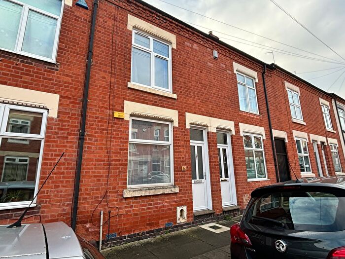 2 Bedroom Terraced House To Rent In Henton Road, Leicester, LE3