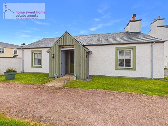 2 Bedroom Detached House For Sale In South Coul Court, Tornagrain, IV2
