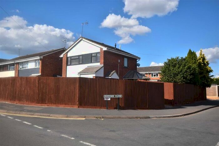 3 Bedroom Detached House To Rent In Riverside Close, Upton Upon Severn, Worcestershire, WR8