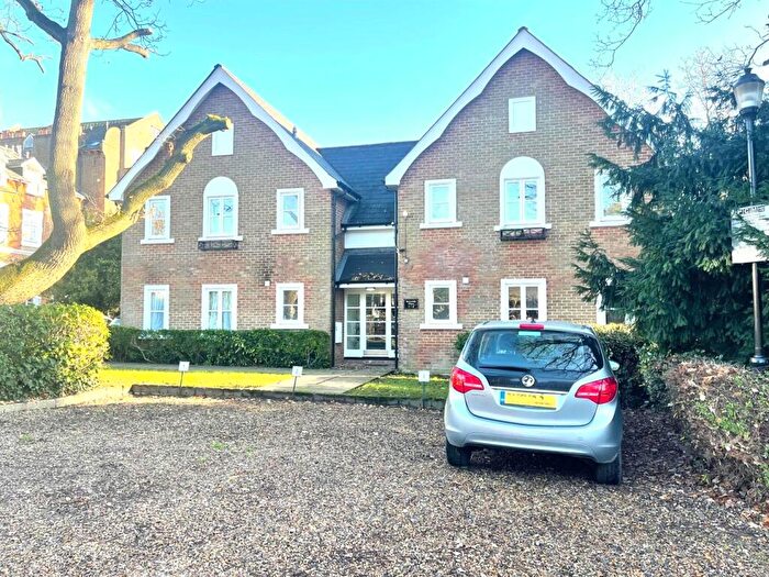 1 Bedroom Apartment To Rent In Upton Park, Slough, SL1