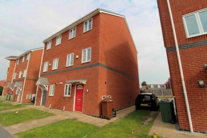 4 Bedroom Terraced House To Rent In New Chester Road, Birkenhead, CH42