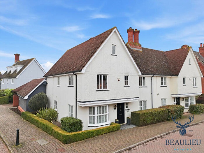 4 Bedroom Semi-Detached House For Sale In Louvain Drive, Beaulieu Park, CM1