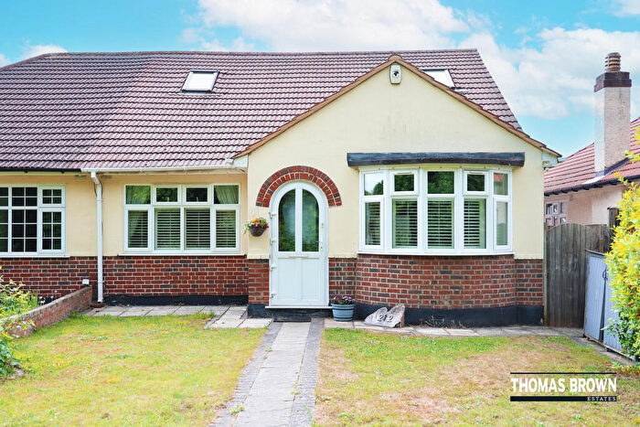 3 Bedroom Semi-Detached House For Sale In Court Road, Orpington, BR6
