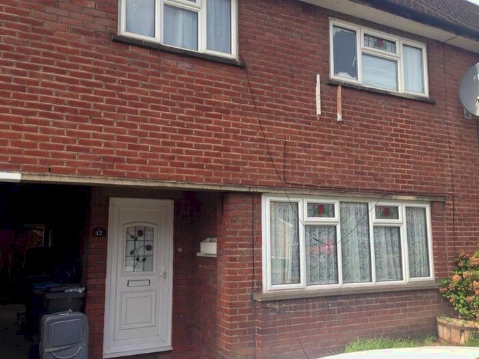 3 Bedroom Property To Rent In Kempe Road, Enfield, EN1