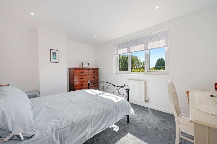 3 Bedroom Terraced House For Sale In Cumber Close, Wilmslow, SK9