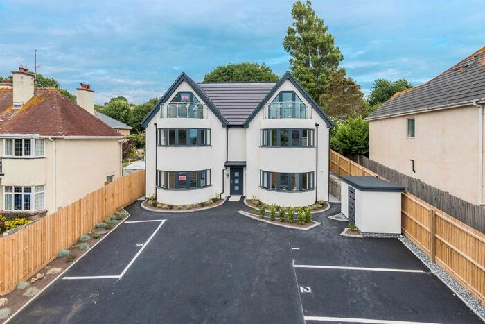 2 Bedroom Flat To Rent In Preston Road, Preston, Weymouth DT3