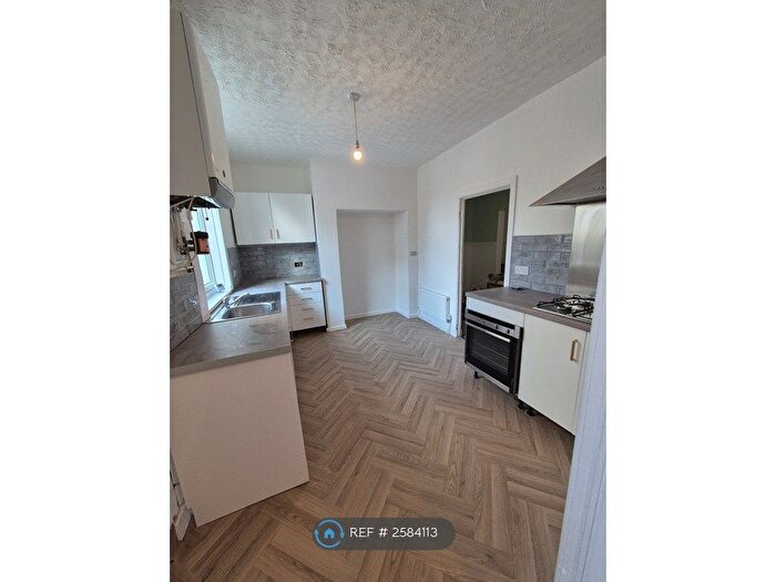 3 Bedroom Terraced House To Rent In Alexandra Road, Darwen, BB3