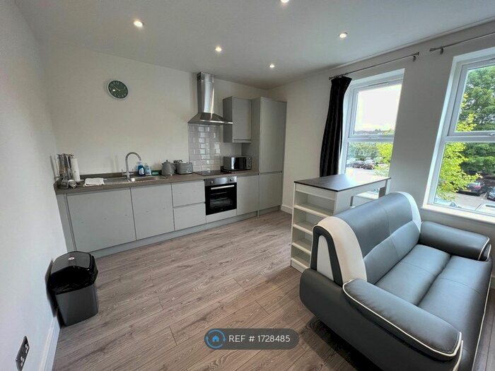 1 Bedroom Flat To Rent In Sakina House, Manchester, M20