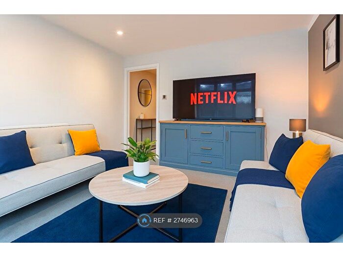 2 Bedroom Semi Detached House To Rent In The Hollow, Bath, BA2