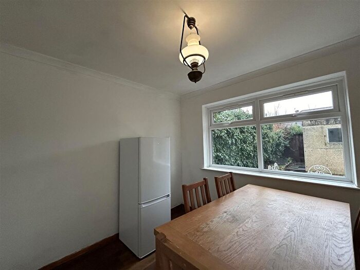 4 Bedroom Property To Rent In Worton Road, Isleworth, TW7