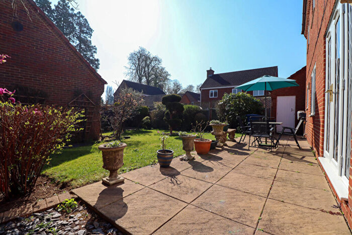 4 Bedroom Detached House For Sale In Pine View, Freemantle Court, Eaton Socon, St. Neots, Cambridgeshire, PE19