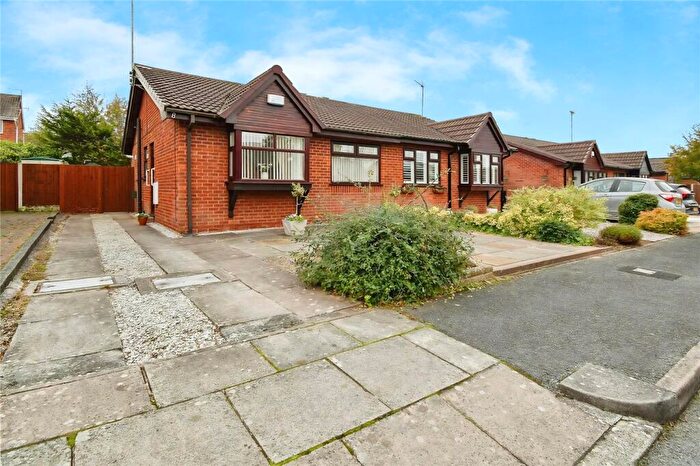 2 Bedroom Bungalow For Sale In Summertrees Close, Greasby, Wirral, CH49