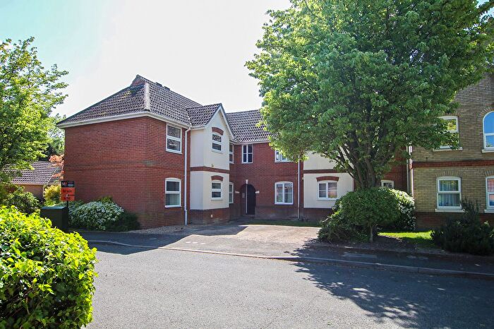 2 Bedroom Flat To Rent In Chandlers Court, Burwell, CB25